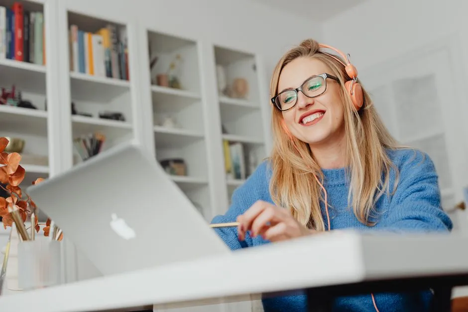 Atestado de comparecimento — Modelo 1: como adaptar sem confundir modalidades — foto ilustrativa (Pexels)