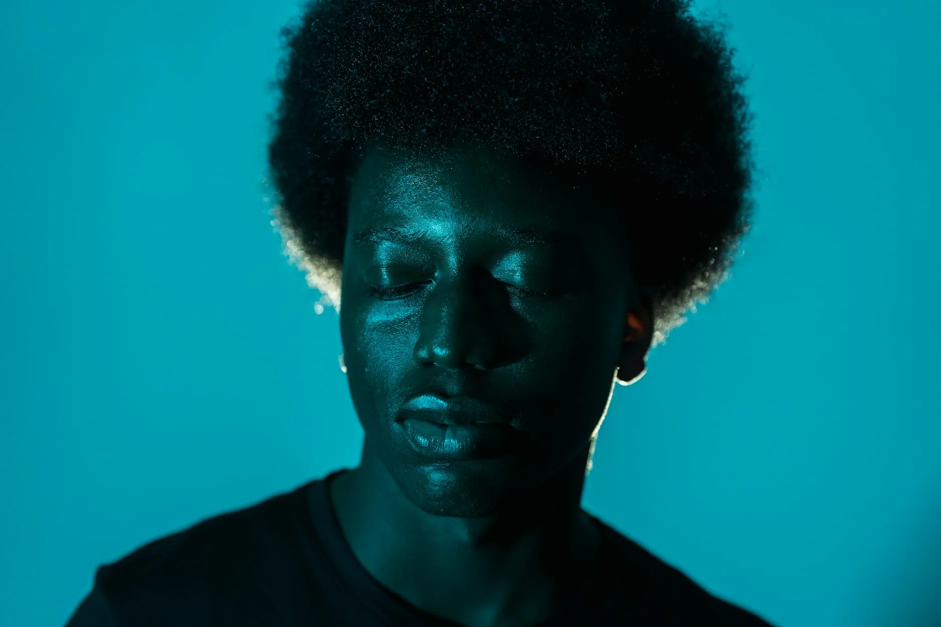 Racismo não é distorção cognitiva individual — foto ilustrativa (Pexels)